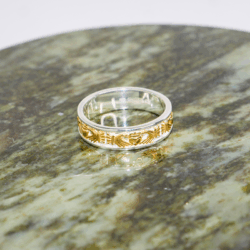 The Claddagh represents love, loyalty and friendship. Our 18k gold and sterling silver Celtic band ring is hallmarked in Ireland and presented gift boxed.