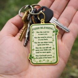 Carry a timeless Celtic prayer with this Irish Blessing key chain featuring lucky Irish shamrocks and a gold-tone finish—perfect as an Irish gift or meaningful keepsake.