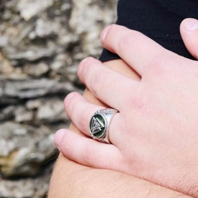 Father’s Day Sale! 

Shop our Father’s Day collection through the #linkinbio ☘️

#connemaramarble #connemarajewlery #fathersday